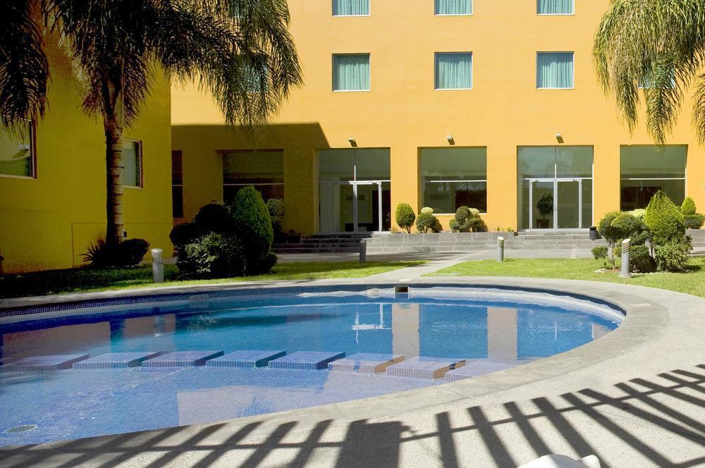 Fiesta Oriente Hotel